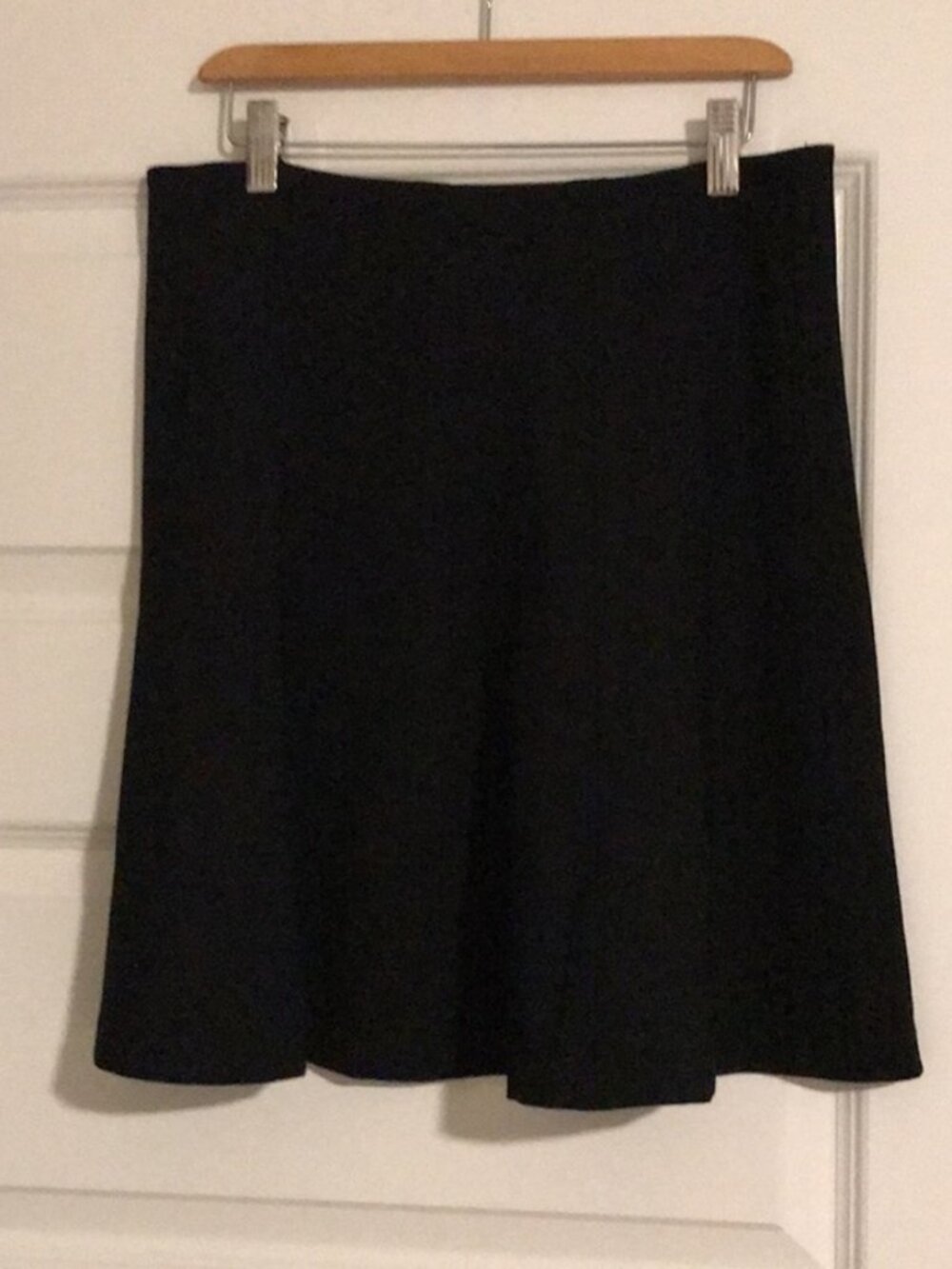 Short Flippy Skirt size M - Picture 2 of 2